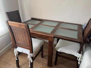 Mesa de comedor Banak
Estilo colonial