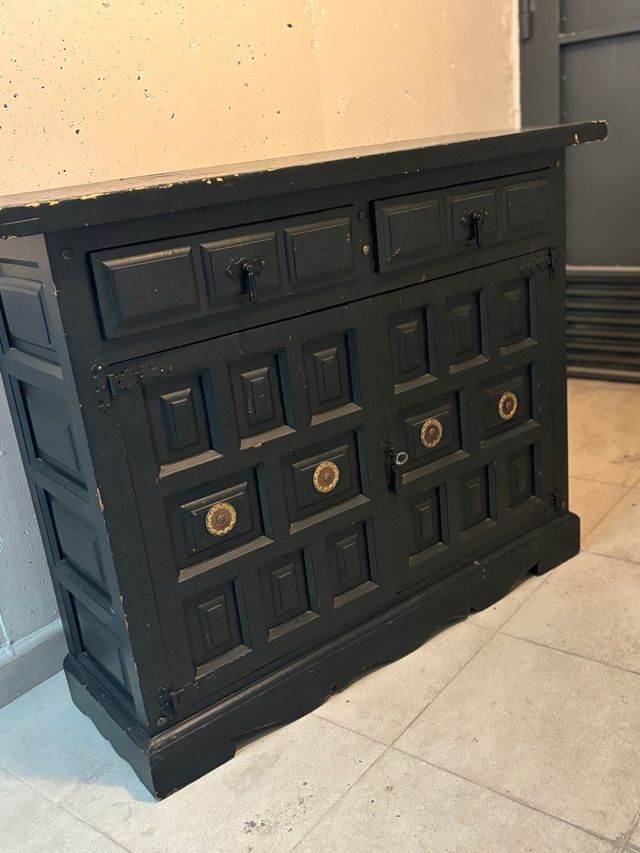 Mueble vintage negro, verde-azulado de madera