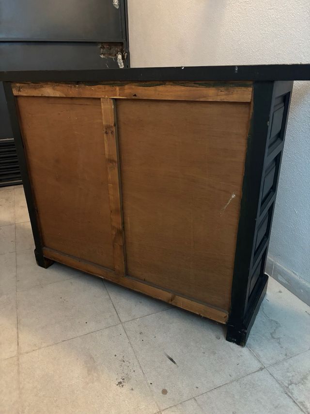 Mueble vintage negro, verde-azulado de madera