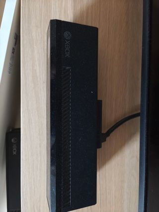 Consola Xbox One 500GB - kinect + mando + juego
