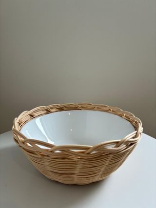 Cestino in midollino con coperchio