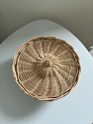 Cestino in midollino con coperchio