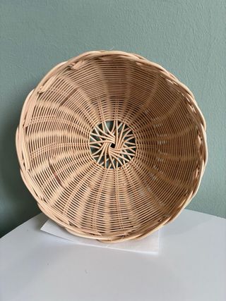 Cestino in midollino con coperchio