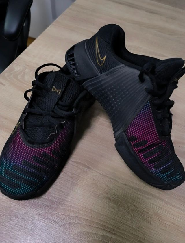 Deportivas metcon 9 talla 39(25cm)