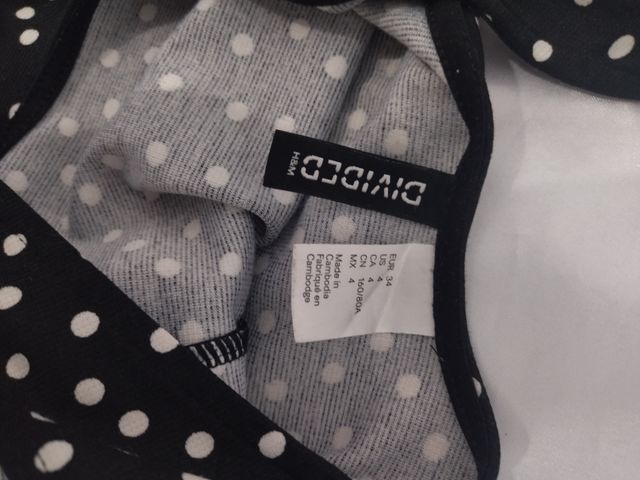 Vestido lunares negro y blanco