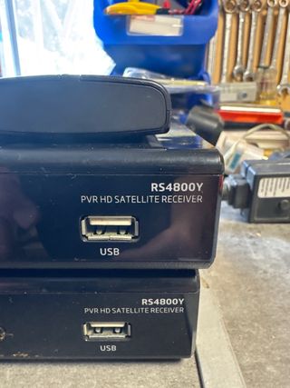 2 Receptores Engal RS4800Y + mandos