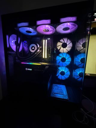 PC GAMER - ¡Impecable! por mudanza