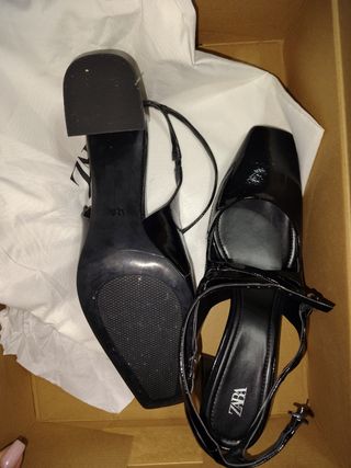 Zapatos Zara negros tacón bajo