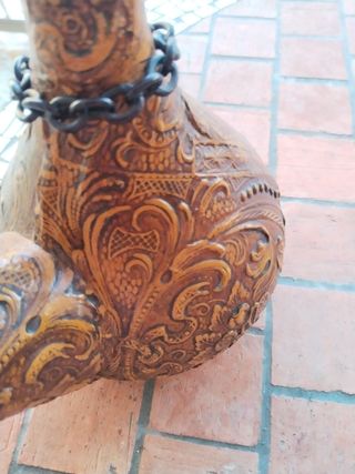 Porrón decorativo vintage en cuero