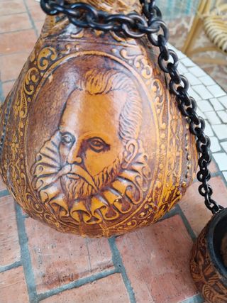 Porrón decorativo vintage en cuero