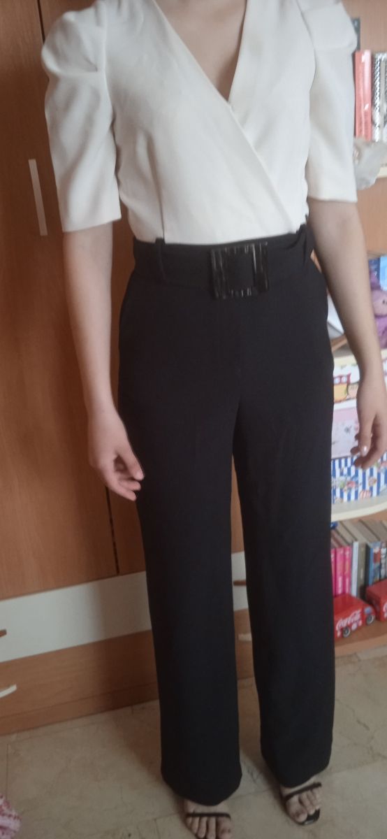 Mono Pedro del Hierro blanco y negro