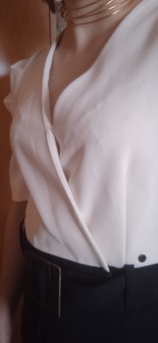 Mono Pedro del Hierro blanco y negro