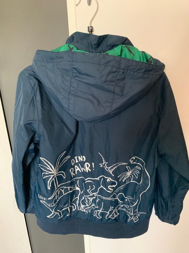Chubasquero Dino H&M Niño 6-8 años