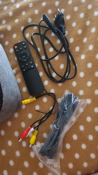 Proyector Yongnuo - Portátil