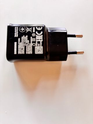 Cargador Samsung - Corriente tipo USB (no tipo C)