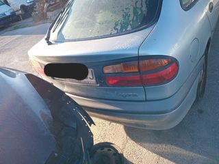 Renault Laguna I despiece