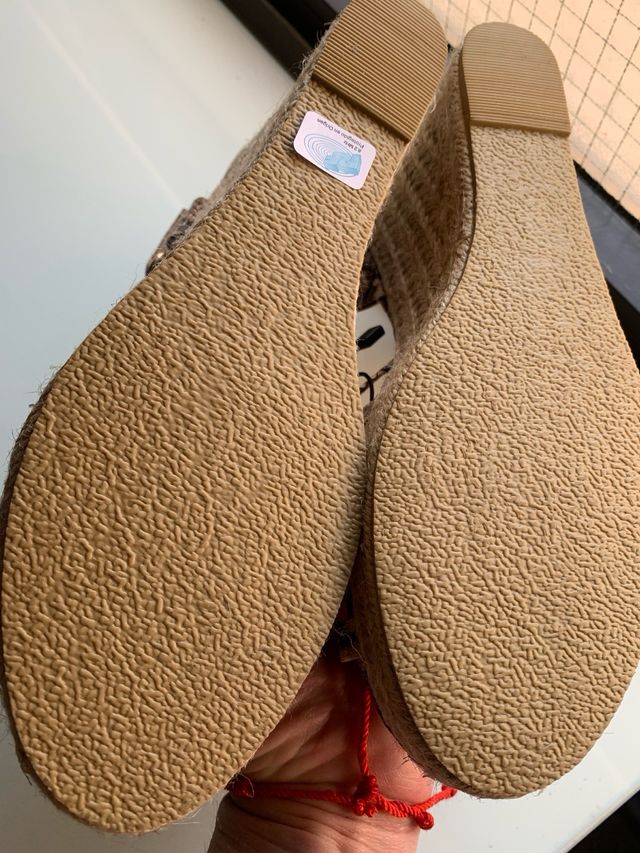 Sandalias de esparto con cuña