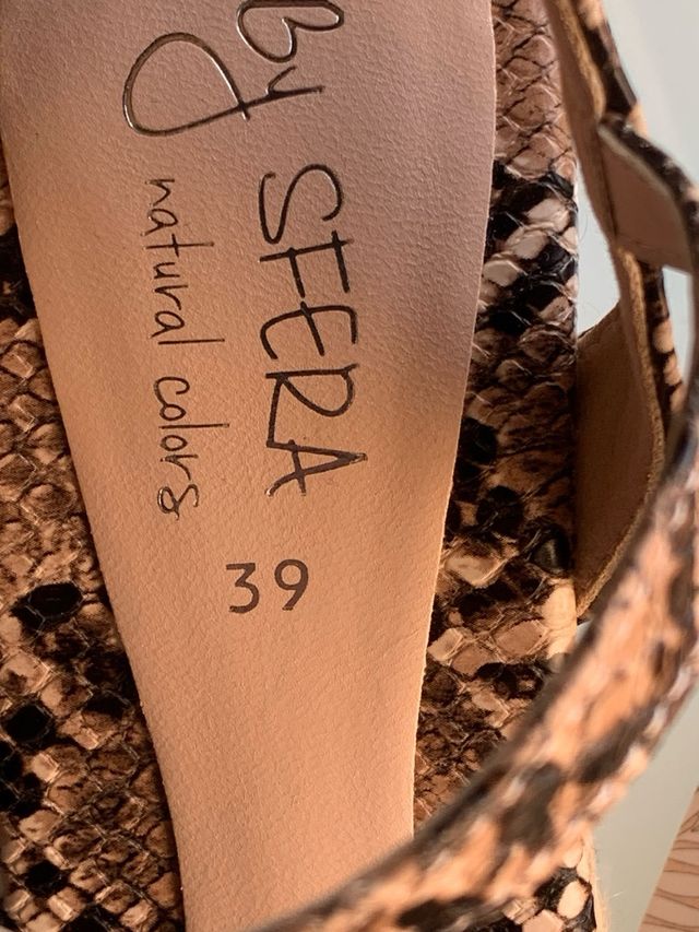 Sandalias de esparto con cuña