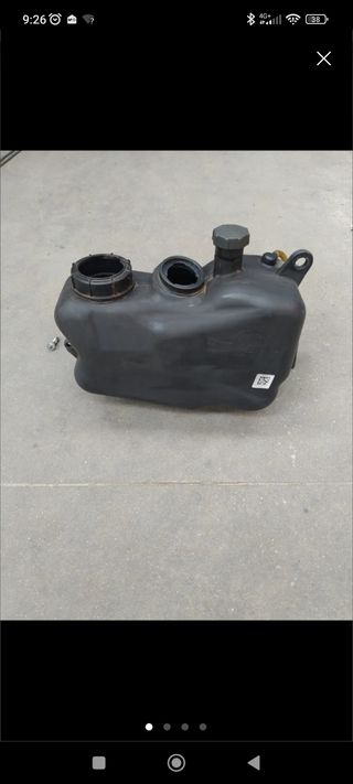 Depósito Piaggio MP3 125