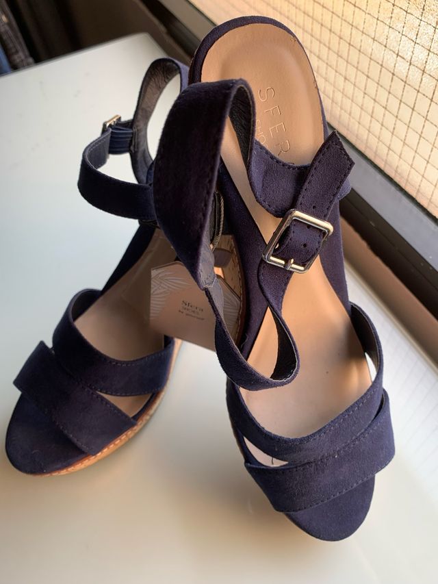 Sandalias de esparto con cuña