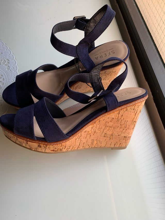 Sandalias de esparto con cuña