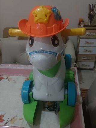 Cavalluccio a dondolo