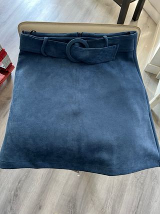 Falda azul elegante terciopelo a estrenar