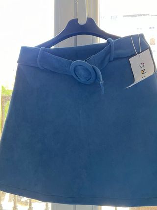 Falda azul elegante terciopelo a estrenar