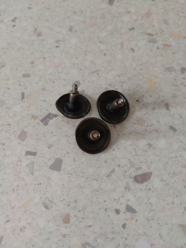 3 Pomelli mobili in metallo