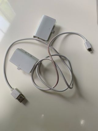 2 cargadores para los mandos de la WII