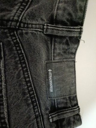 Shorts vaqueros negros rotos