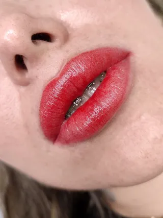 Micropigmentación de labios
