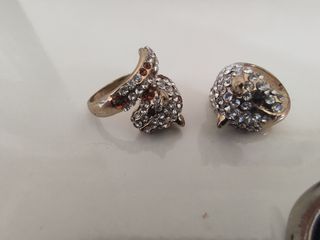 Anillos de pantera dorados con brillantes