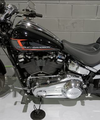 HARLEY DAVIDSON BREAKOUT