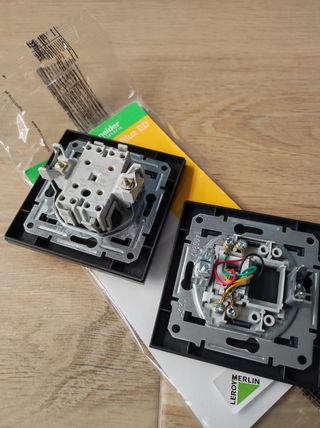 Pulsador timbre + Tecla Tlf Schneider Electric, Ne