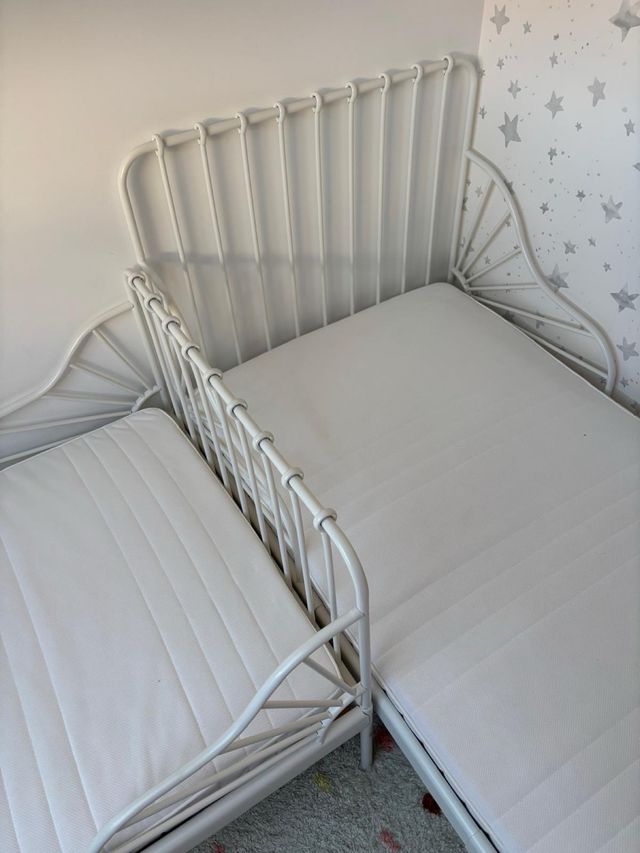 cama niño IKEA blanca

