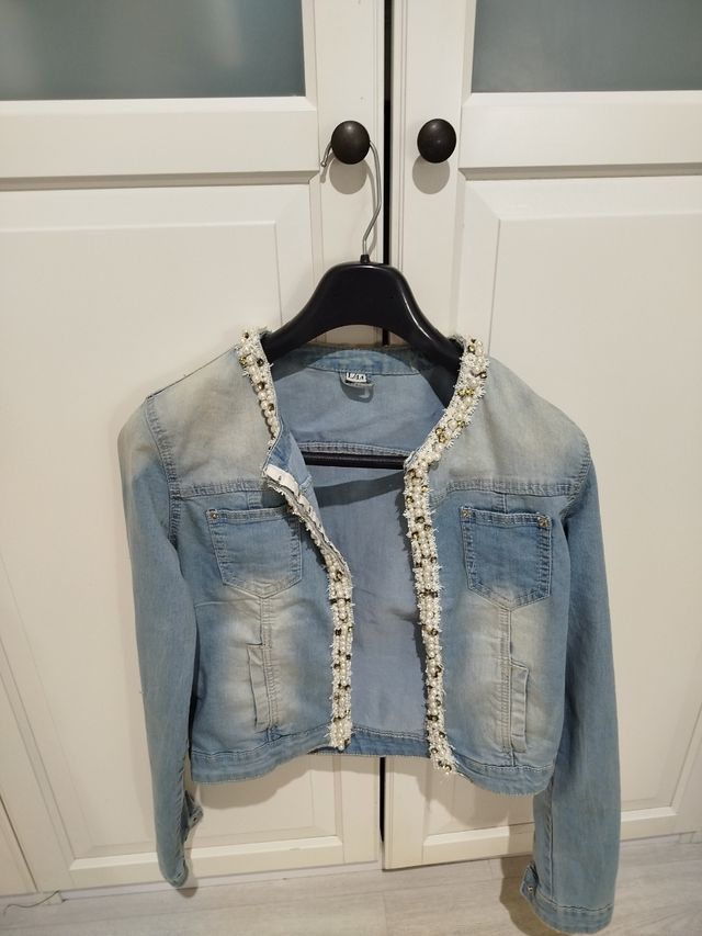 Cazadora vaquera con pedrería - Talla 36-38