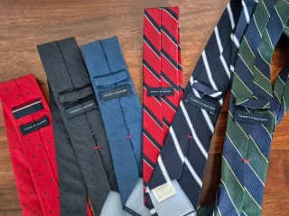 Corbata Tommy Hilfiger