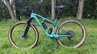Bicicleta Canyon Lux CF World Cup 6