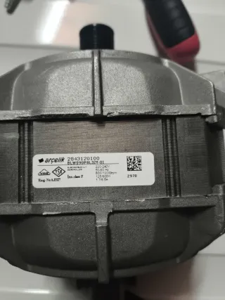 Lavadora Beko WMY 81283 - 8kg