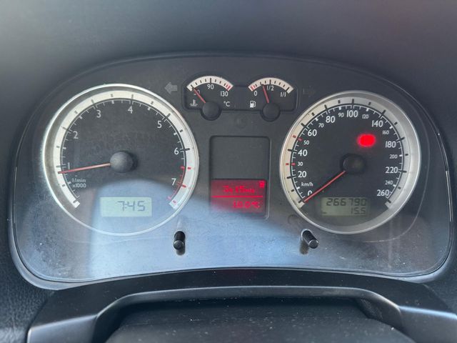 Volkswagen Golf 2003