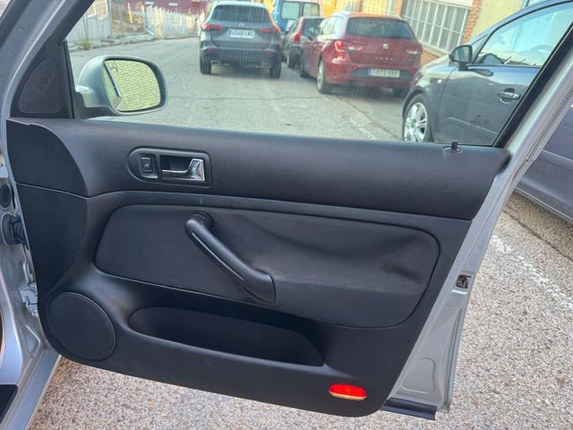 Volkswagen Golf 2003