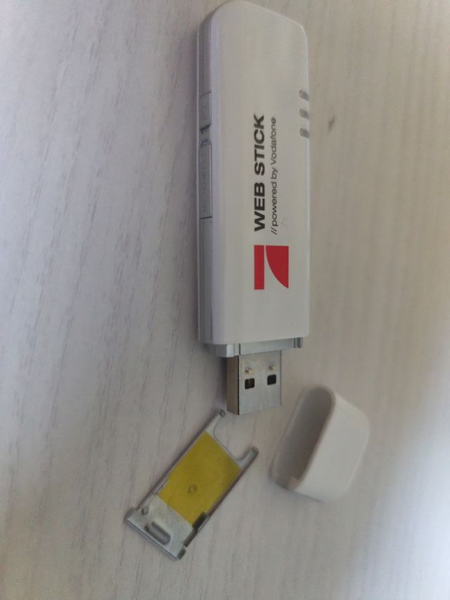 Gratis  Vodafone Web Stick - USB Módem
