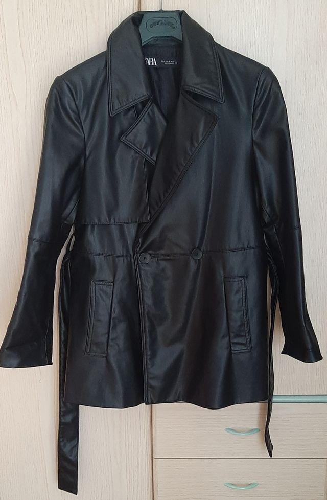 Trench nero Zara