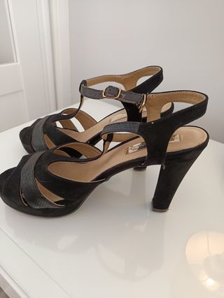 Sandalias tacón negro mujer