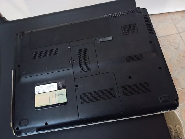 HP Pavilion dv5 nero - PC Portatile + Alimentatore