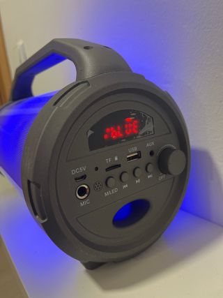 Altavoz Bluetooth Portátil con Luces