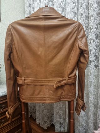 Cazadora de Piel, Massimo Dutti, Nueva.