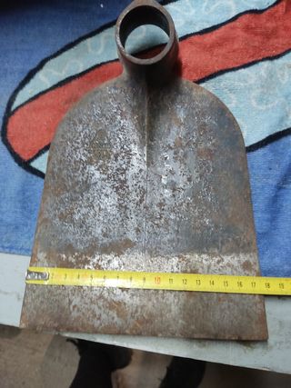 Azada Bellota 4B - herramienta jardinería