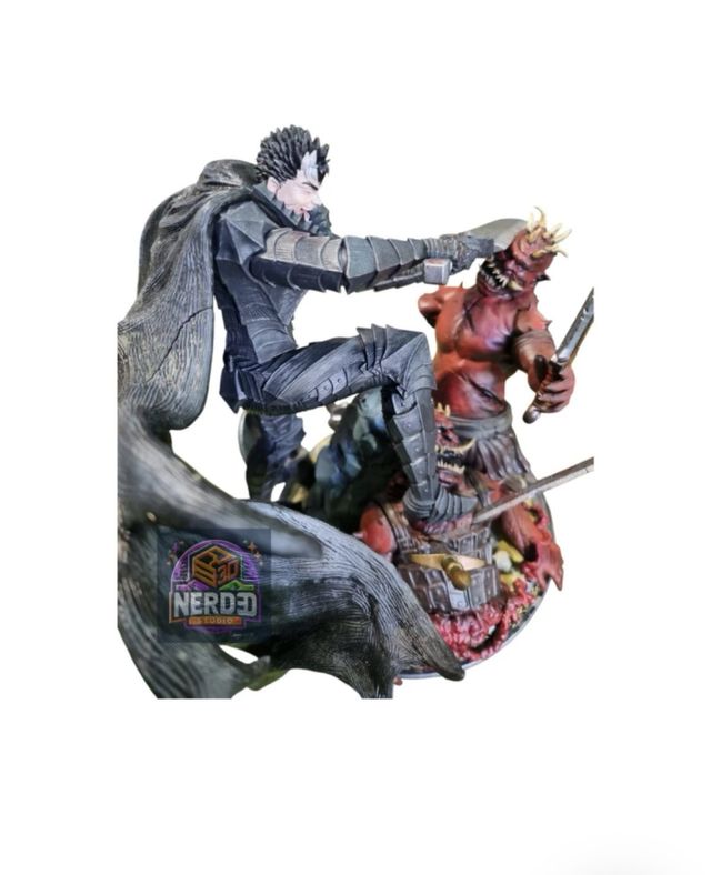 Statua Gatsu vs. Apostolo Berserk